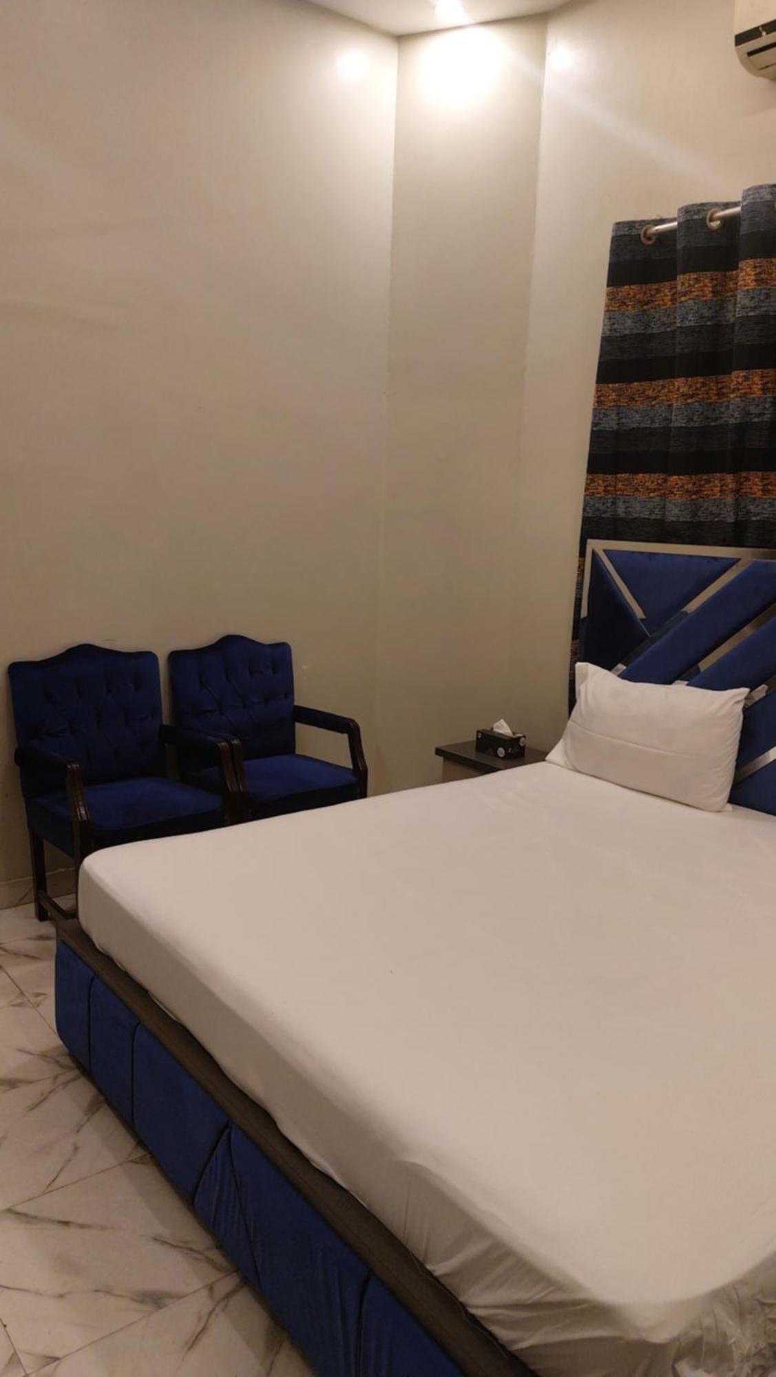 Gulshan Guest House Karachi Exterior photo